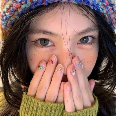 马戏女郎封面